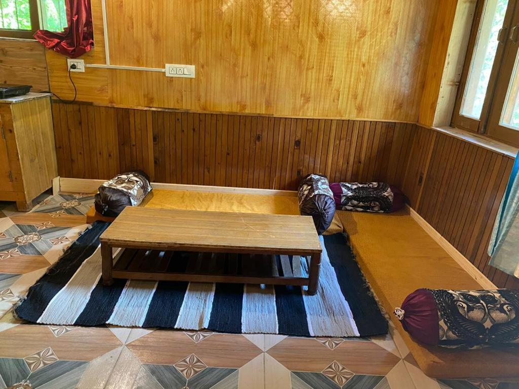 Rudrani Stays Jibhi Экстерьер фото